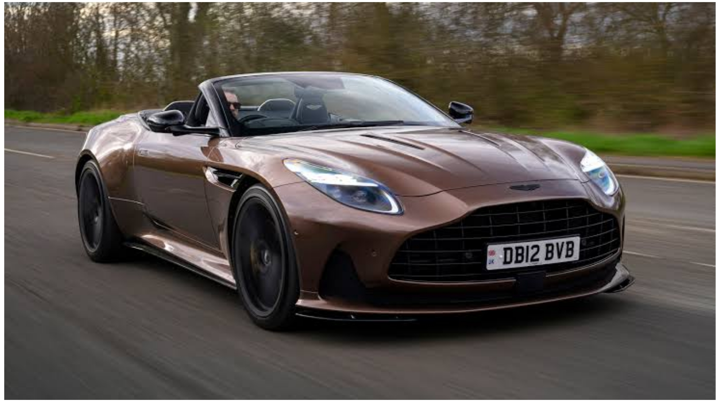 Aston Martin DB12 Volante 2025