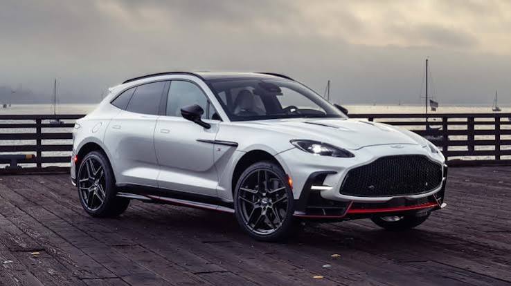 Aston Martin DBX 2026