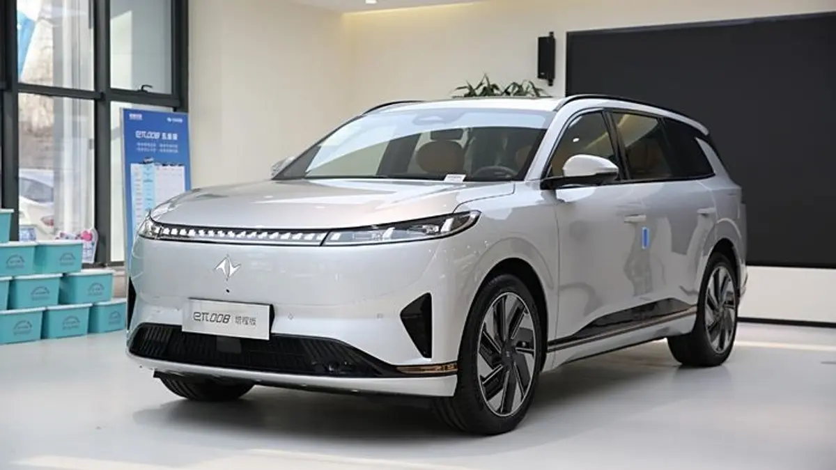 Dongfeng eπ 008 2026