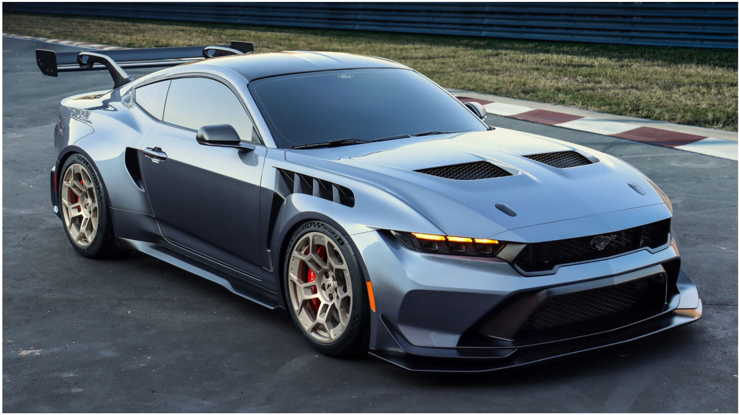 Ford Mustang 2025
