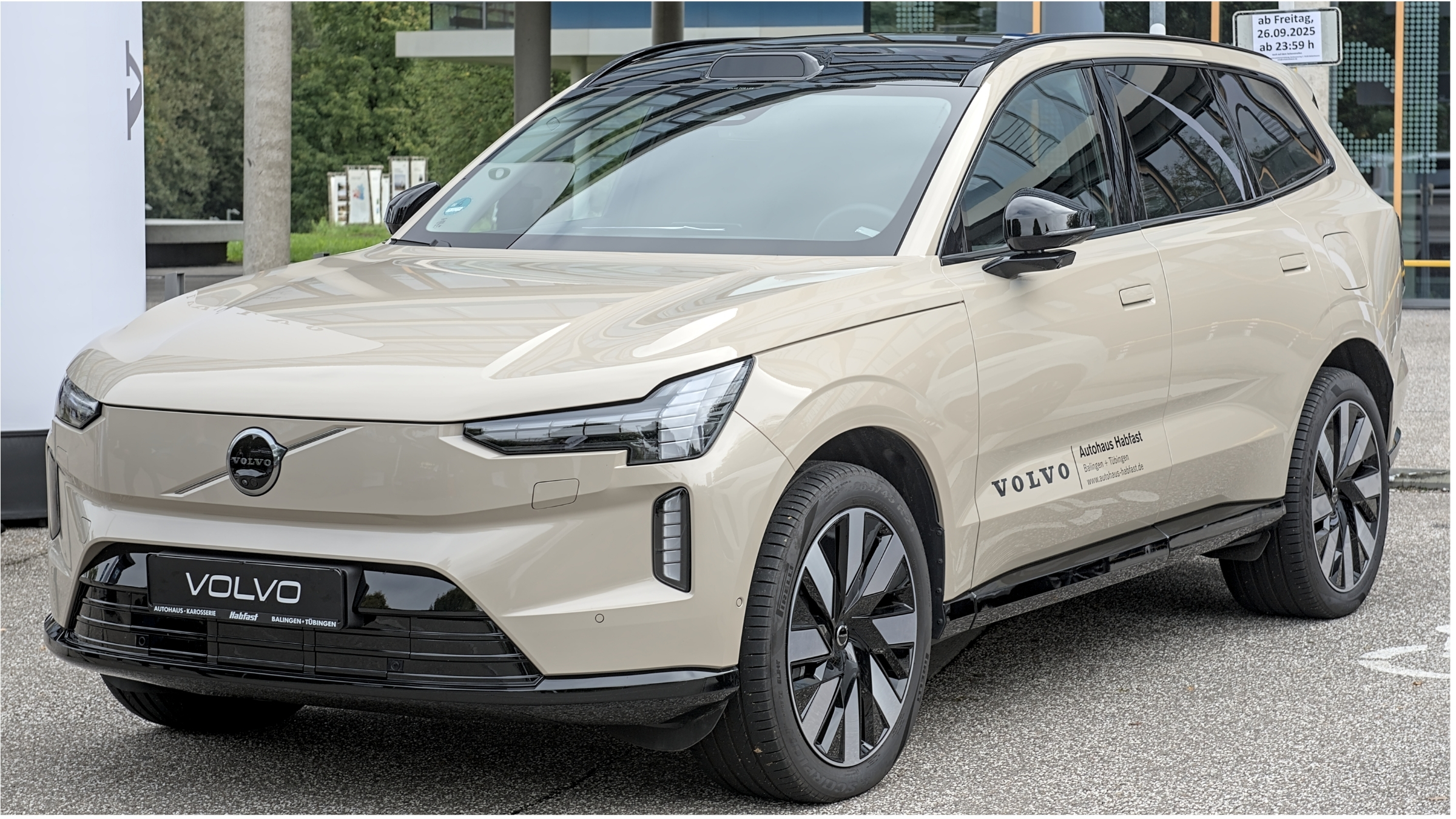 Volvo EX90 2026