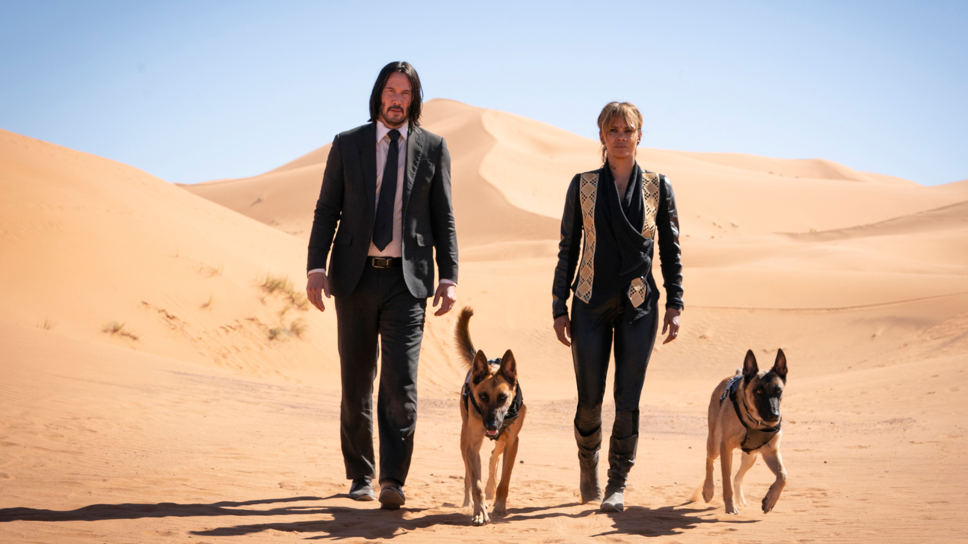Keanu Reeves and Halle Berry in John Wick 3