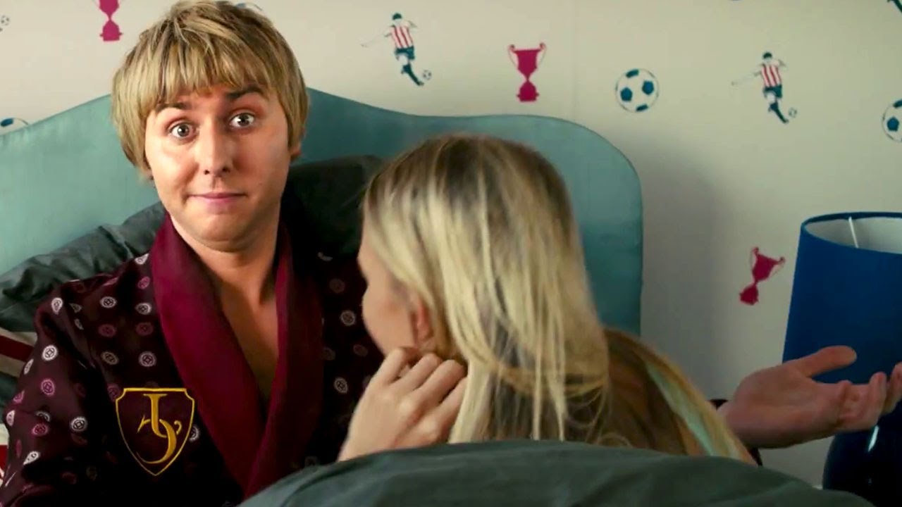 The Inbetweeners 2 official scene